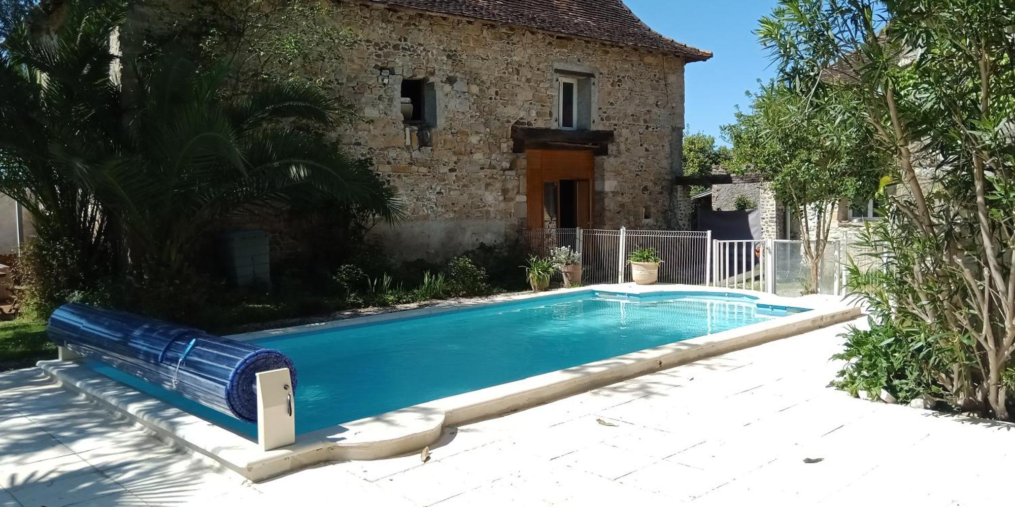 Gite De 6 A 14 Pers Avec Piscine-Jacuzzi- Salle Des Fetes Bastanes Luaran gambar